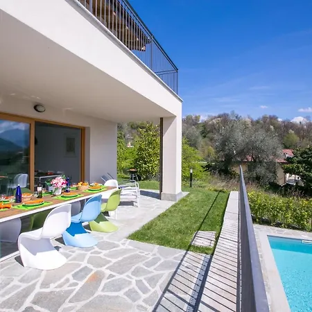 Sleeps 6 Pool Air Con וילה טרמצו